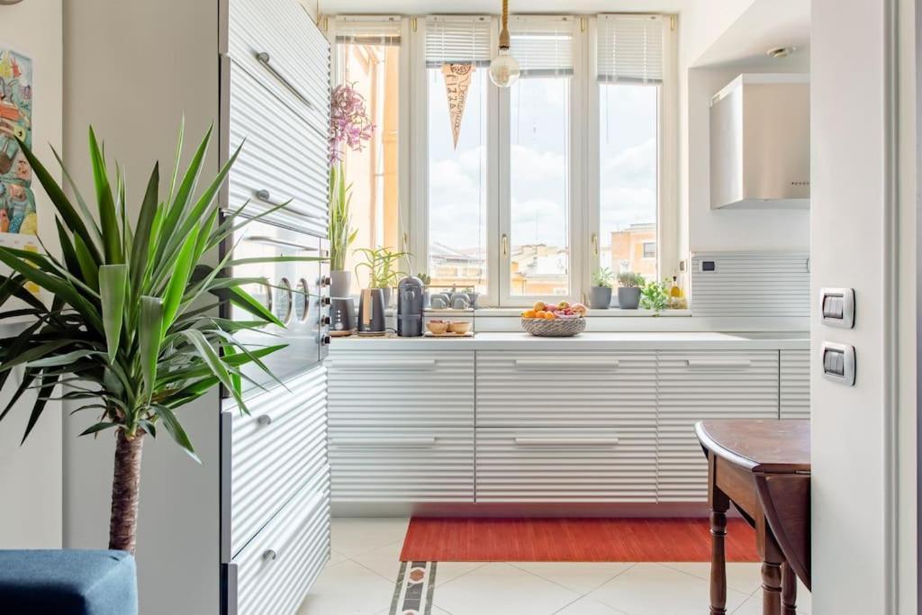 Apartment Trastevere White